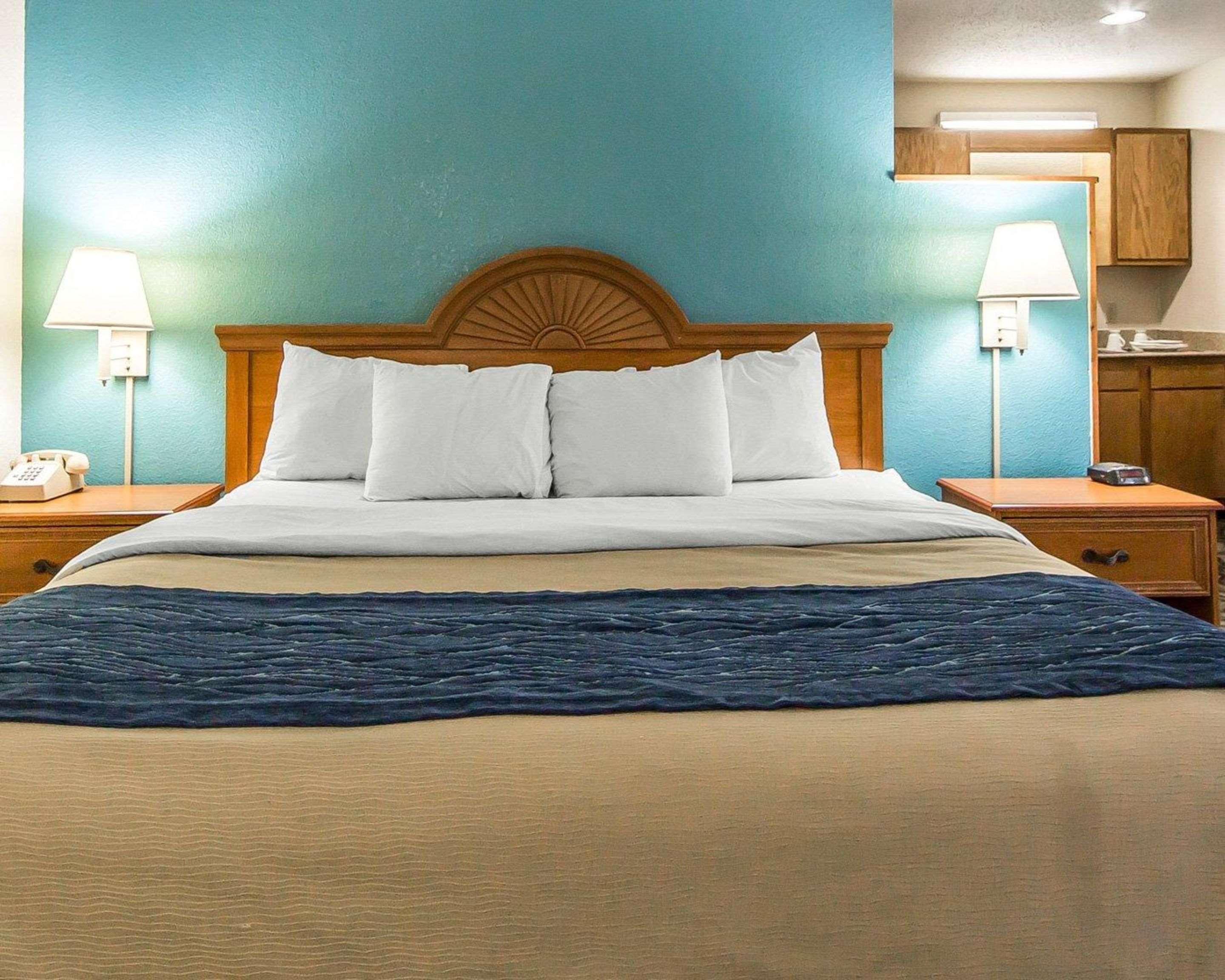 Quality & Hotel 3*