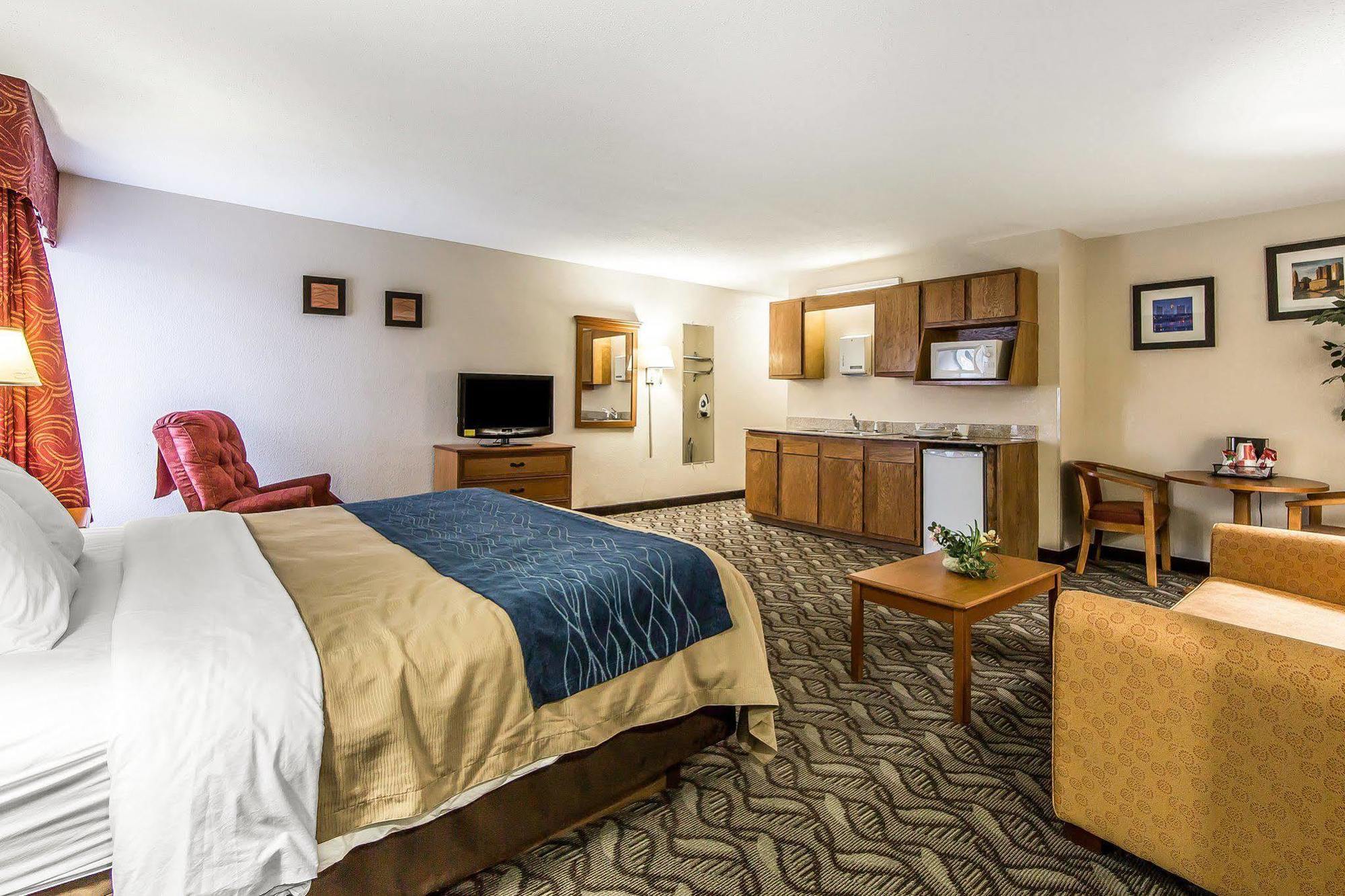 Quality & Hotel 3*